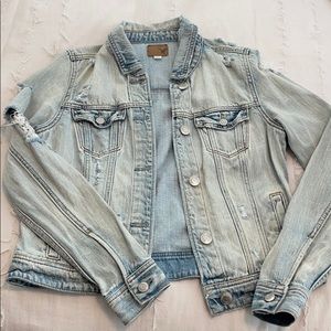 AE Light Wash Distressed Denim Jacket